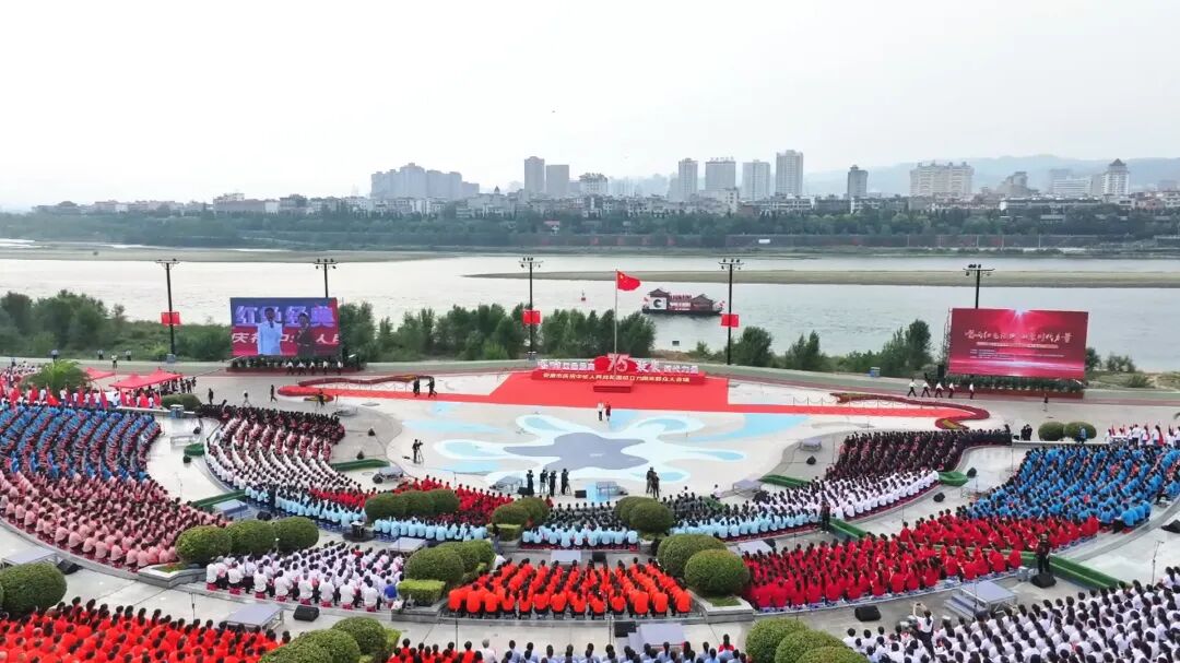 合唱图1.jpg