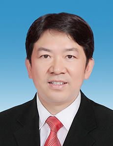 李 平：李 平