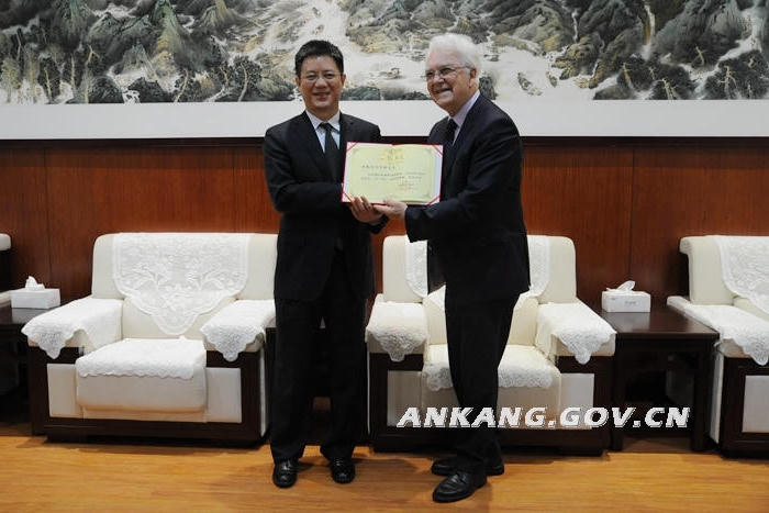 皇冠线上体育