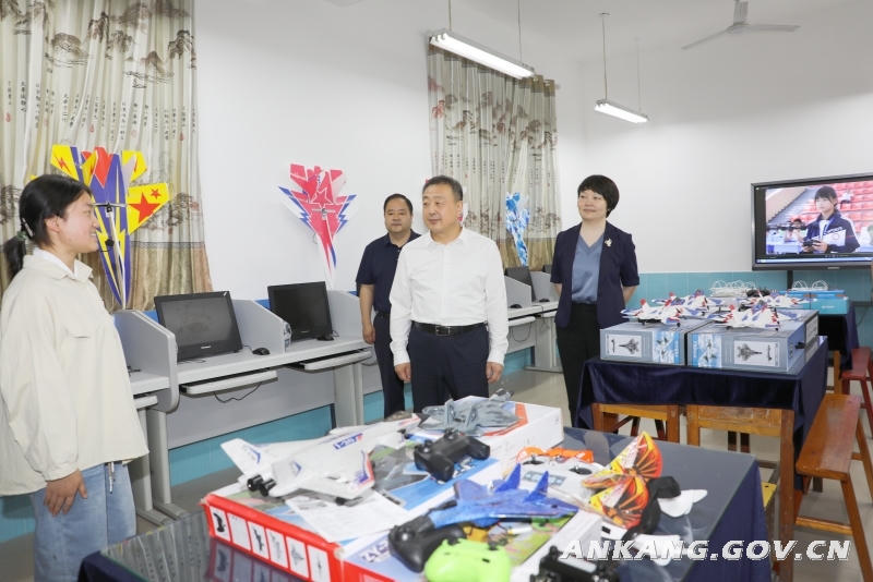 皇冠线上体育