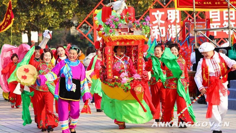 皇冠线上体育