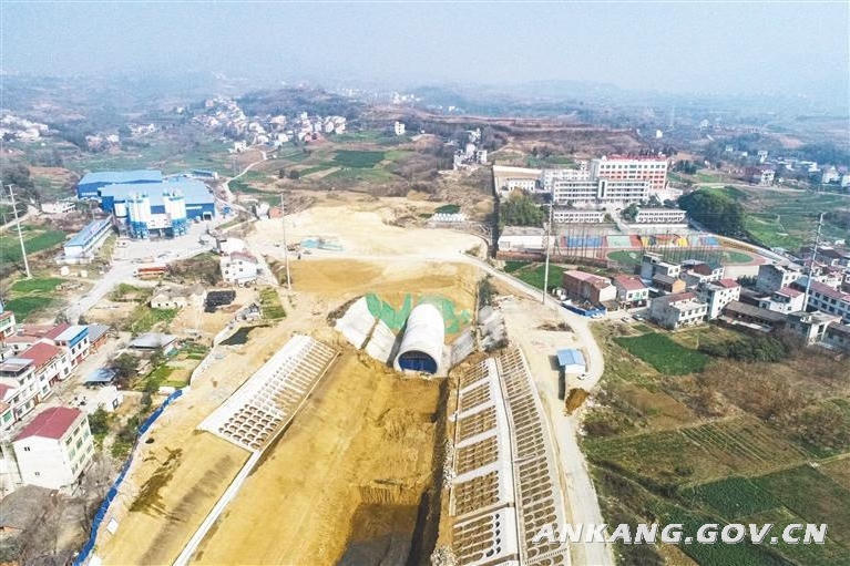 皇冠线上体育