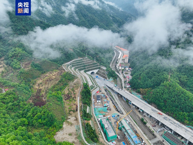 皇冠线上体育