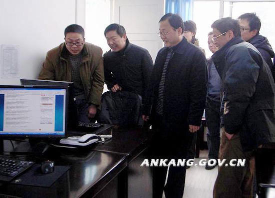 皇冠线上体育