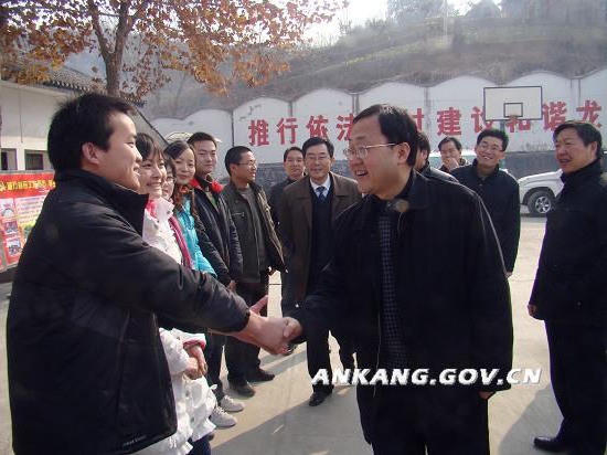 皇冠线上体育