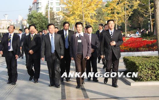 皇冠线上体育