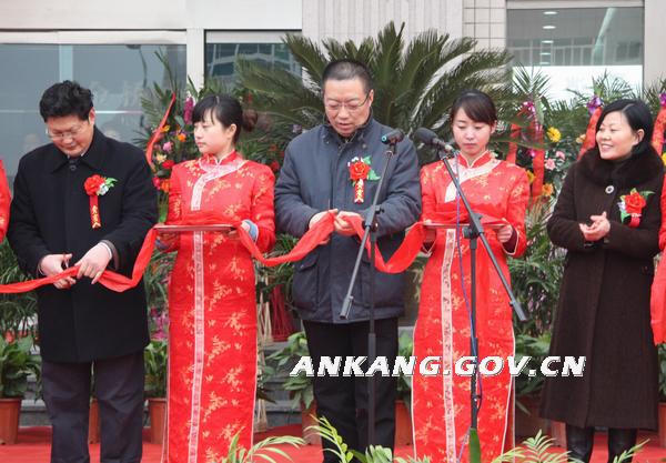 皇冠线上体育