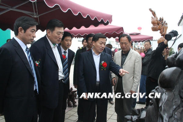 皇冠线上体育