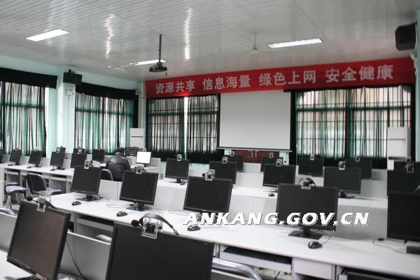 皇冠线上体育