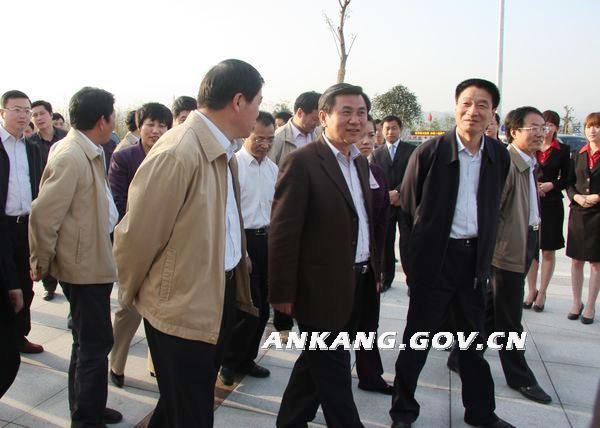 皇冠线上体育