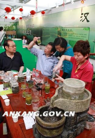 皇冠线上体育