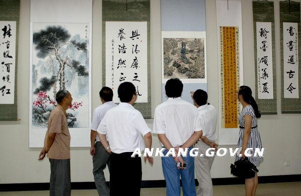 皇冠线上体育