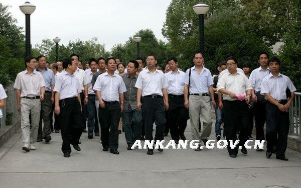 皇冠线上体育
