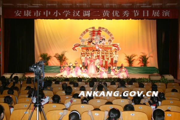 皇冠线上体育