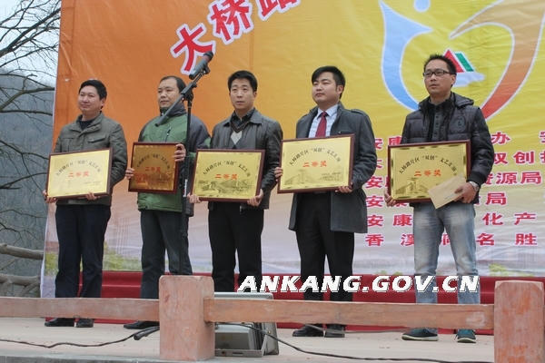 皇冠线上体育