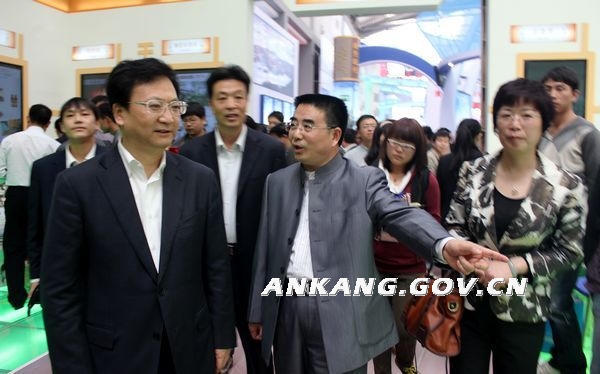 皇冠线上体育