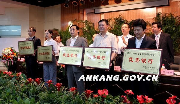 皇冠线上体育
