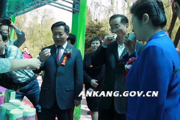 皇冠线上体育