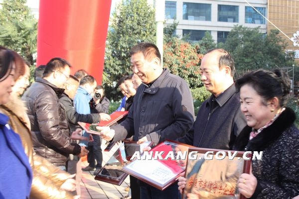 皇冠线上体育