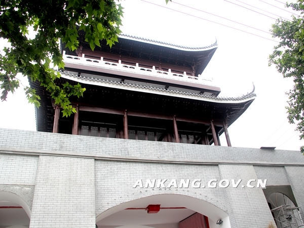 皇冠线上体育