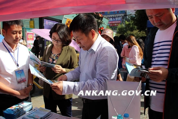 皇冠线上体育