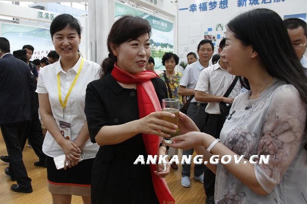皇冠线上体育