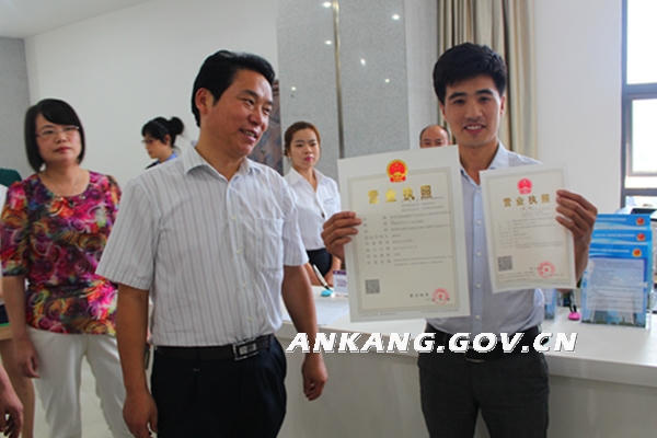 皇冠线上体育