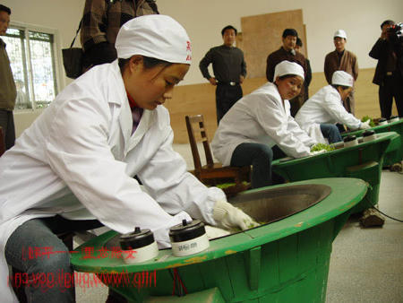 皇冠线上体育