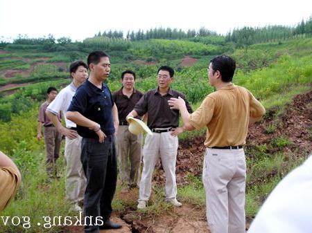 皇冠线上体育