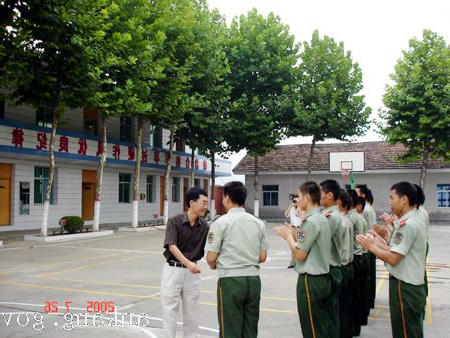 皇冠线上体育