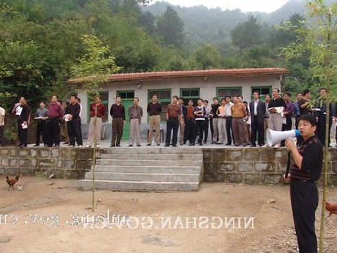 皇冠线上体育
