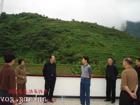 皇冠线上体育