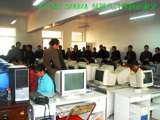 皇冠线上体育