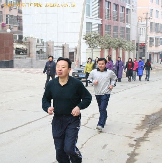 皇冠线上体育