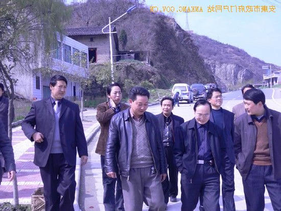 皇冠线上体育