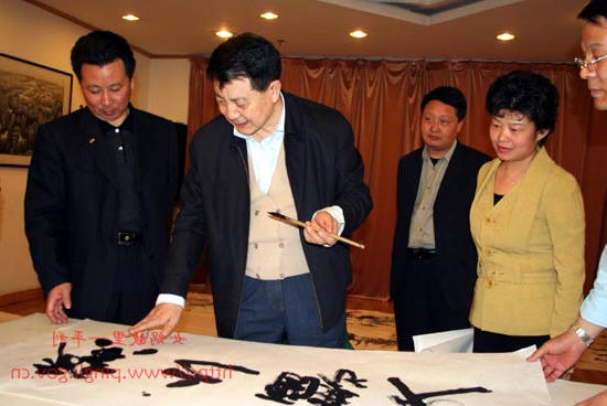 皇冠线上体育