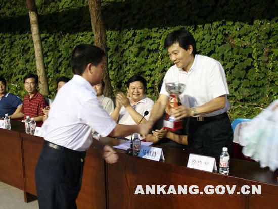 皇冠线上体育
