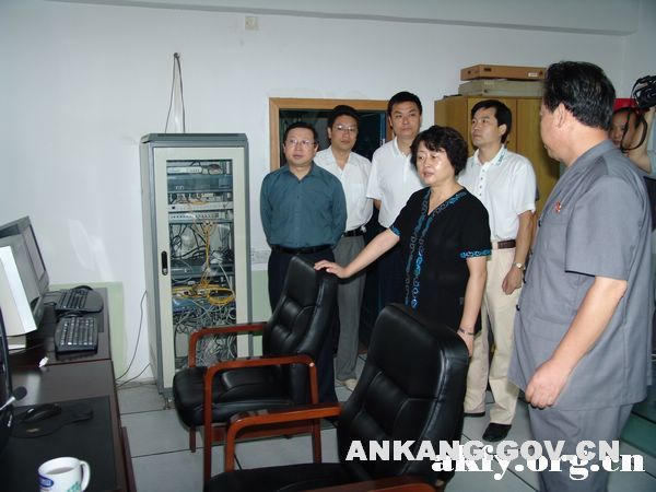 皇冠线上体育