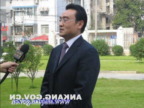 皇冠线上体育
