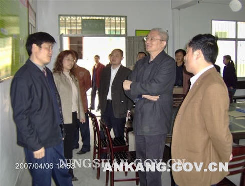 皇冠线上体育