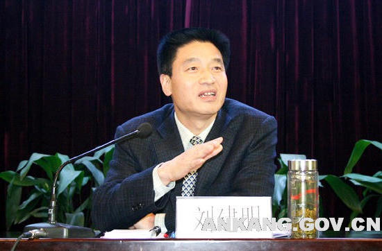 皇冠线上体育