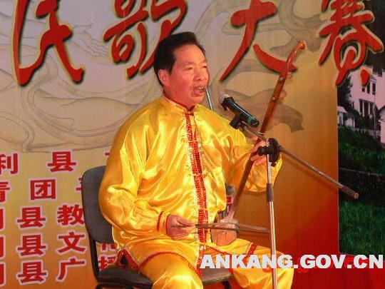 皇冠线上体育